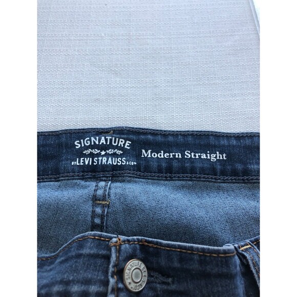 24W Signature by Levi Strauss Mid Rise Modern Straight Jeans 42 X 30 - Picture 4 of 10